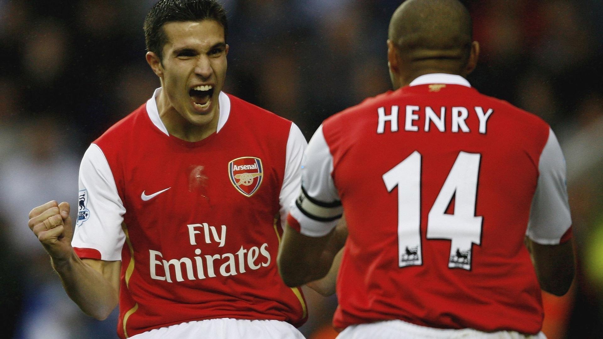 官方确认普伊奇完成左膝前交叉韧带重建手术 预计2027年重返赛场