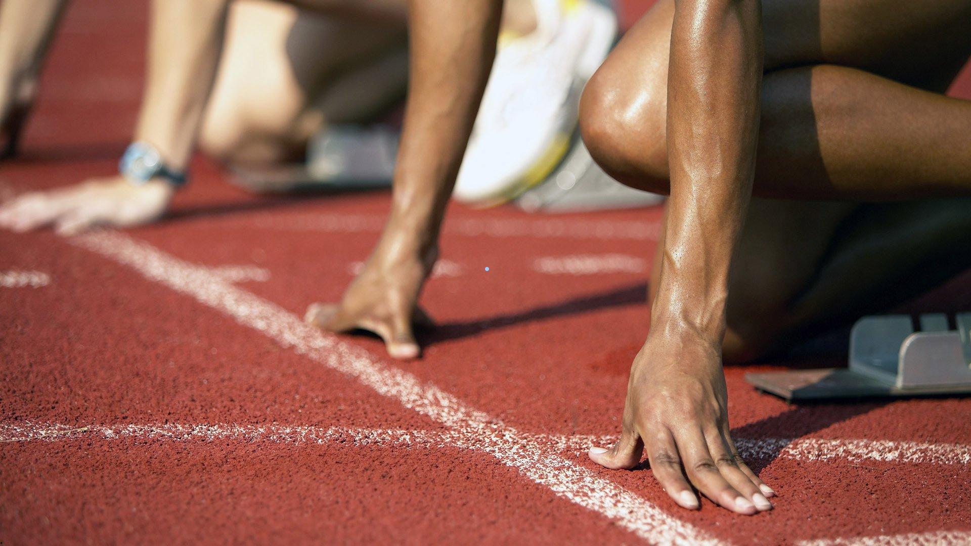 吉格斯寄语曼联新星梅努,沉心学习方有长久未来